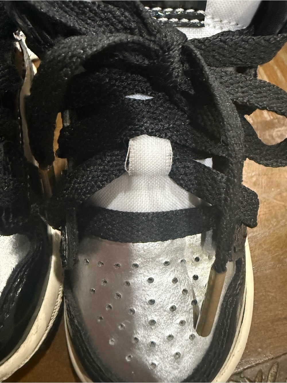 Nike Toddler High-Top Jordans Sneakers in Black & Silver - Picture 7 of 11